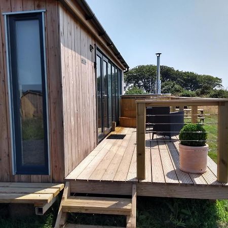 Cleeves Cabins Arran Luxury Lodge With Hot Tub Dalry  Exterior foto